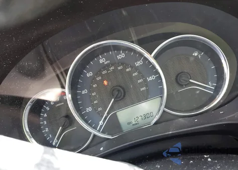 2016 Toyota Corolla Le Plus z USA, uszkodzony, nr VIN 2T1BURHE9GC546250